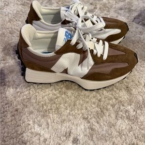 New Balance 327 Brown and White Women's Sneakers